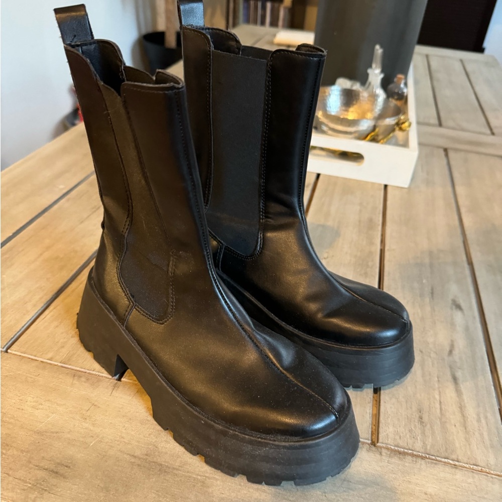 ASOS Design chunky Chelsea boots